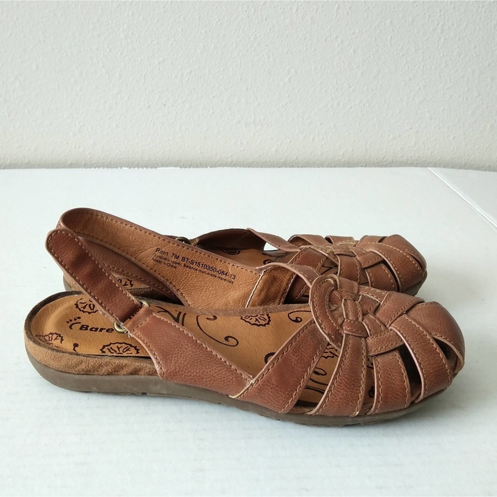 BareTraps Women's Tan Sandals